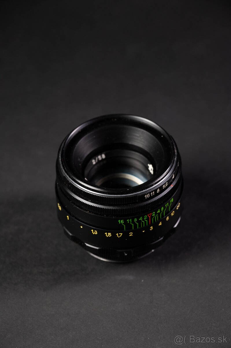Helios 44-2 58 mm F2