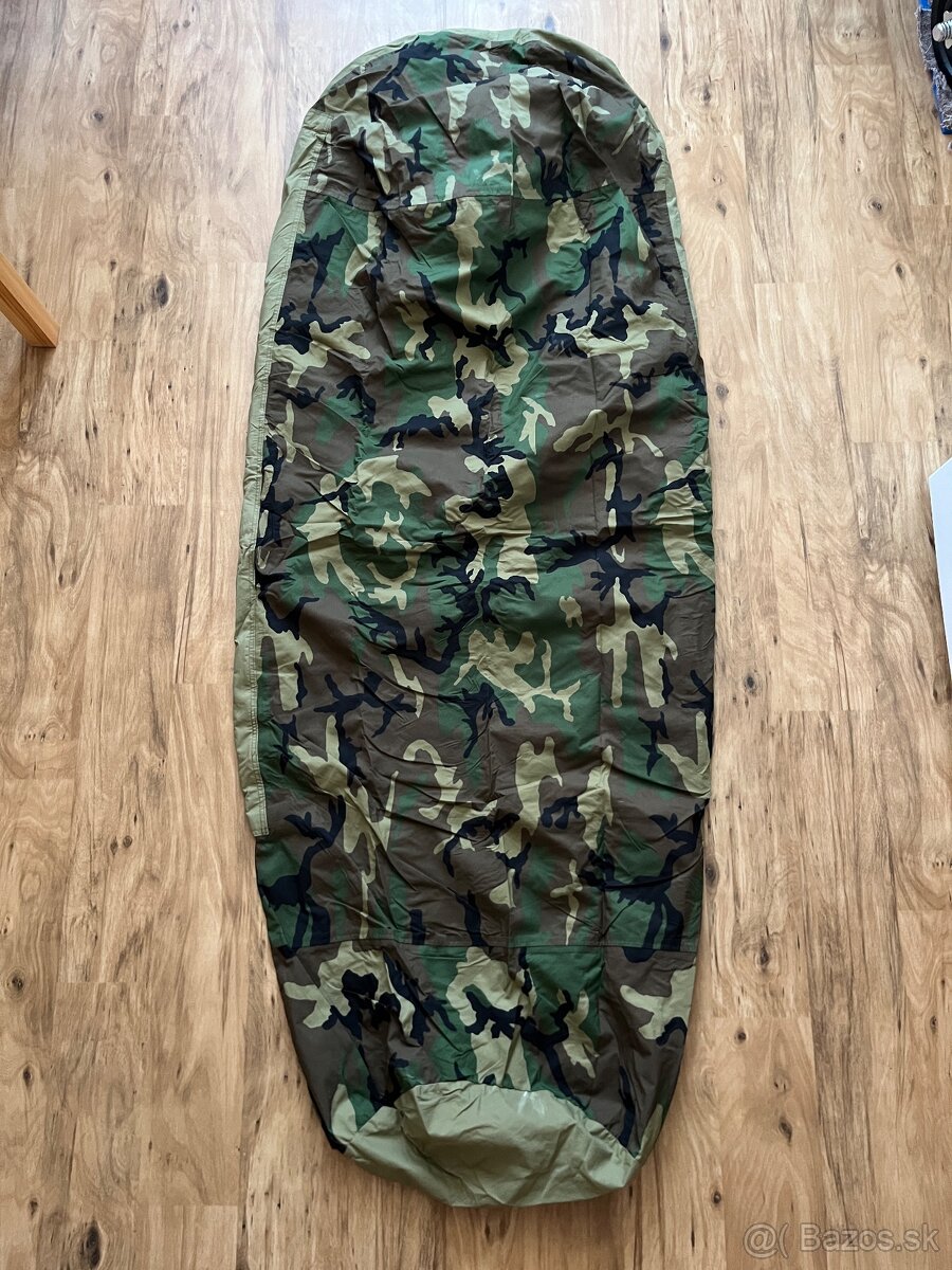 Žďárák US Army Gore-Tex Tennier Industries Inc.