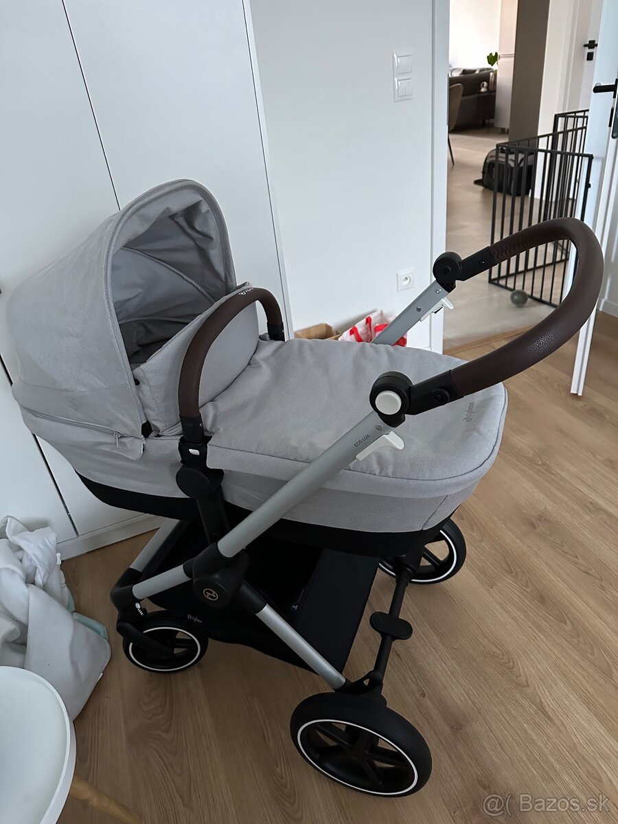 Cybex eos lux