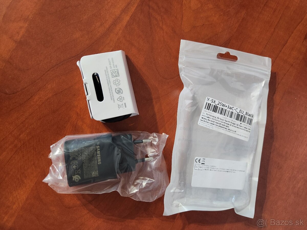 Čierna 25W Nabíjačka Samsung C to C s 1m káblom