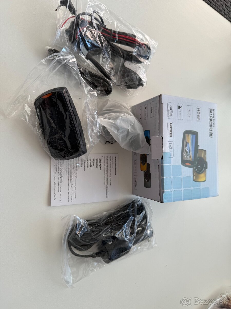 Predam cisto novu auto kameru