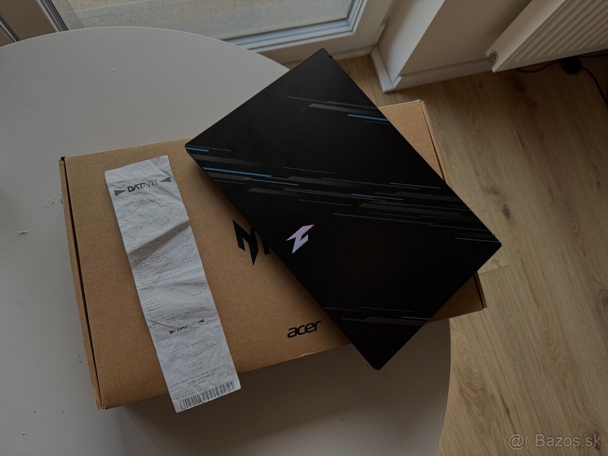 Nový Herný notebook kupovaný 05/2025