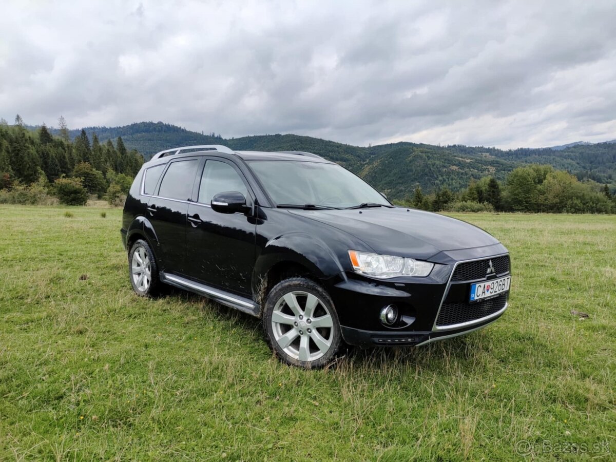 Mitsubishi Outlander 2.2 4x4 7-miestne automat
