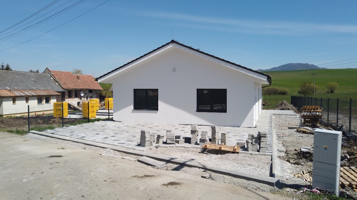 HĽADÁM ŠIKOVNÝCH STAVBÁROV A POMOCNÍKOV