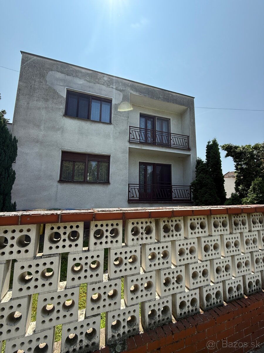 Rd na Trnovec nad Váhom predaj 1800 m2