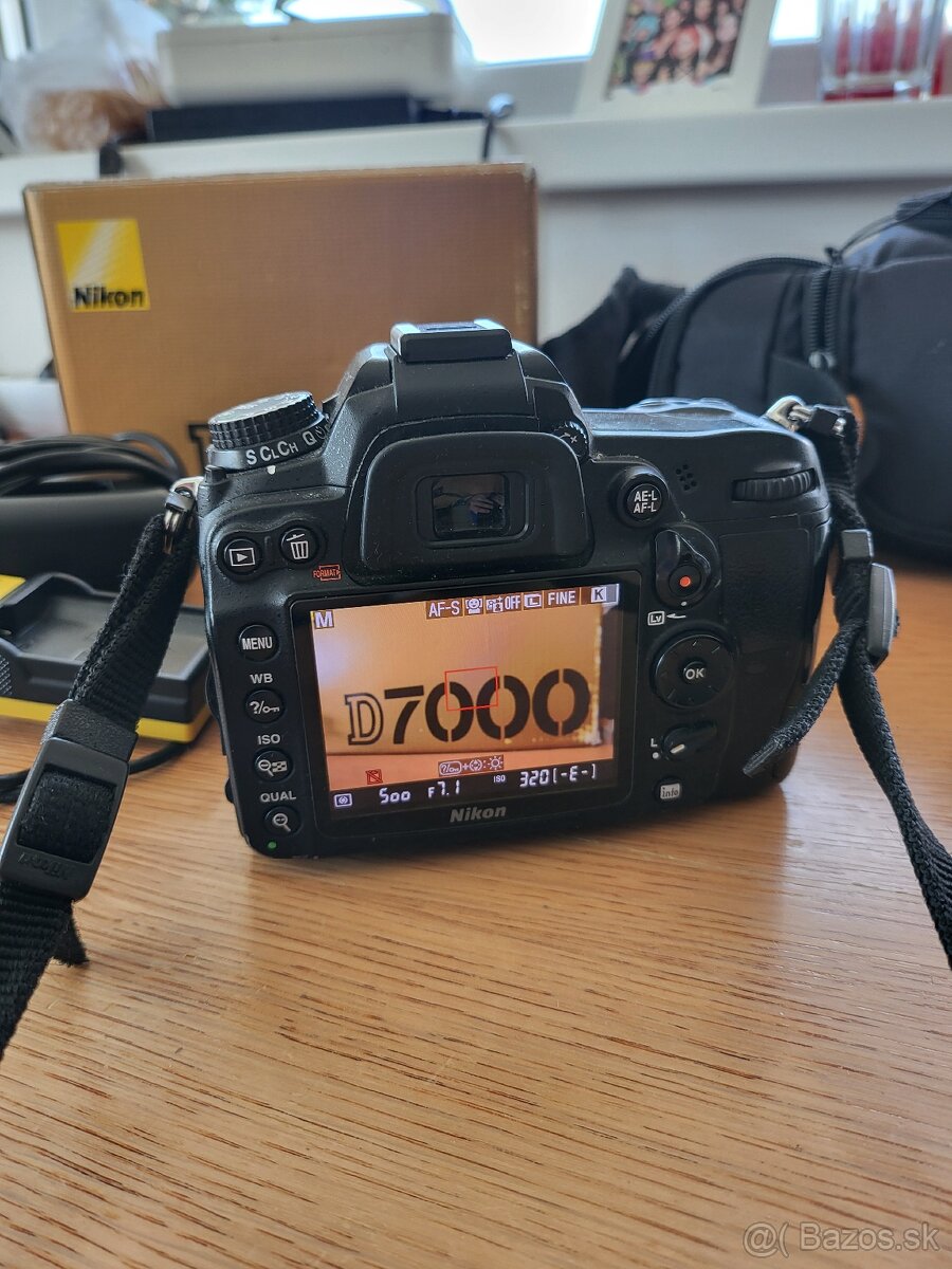 Nikon D7000