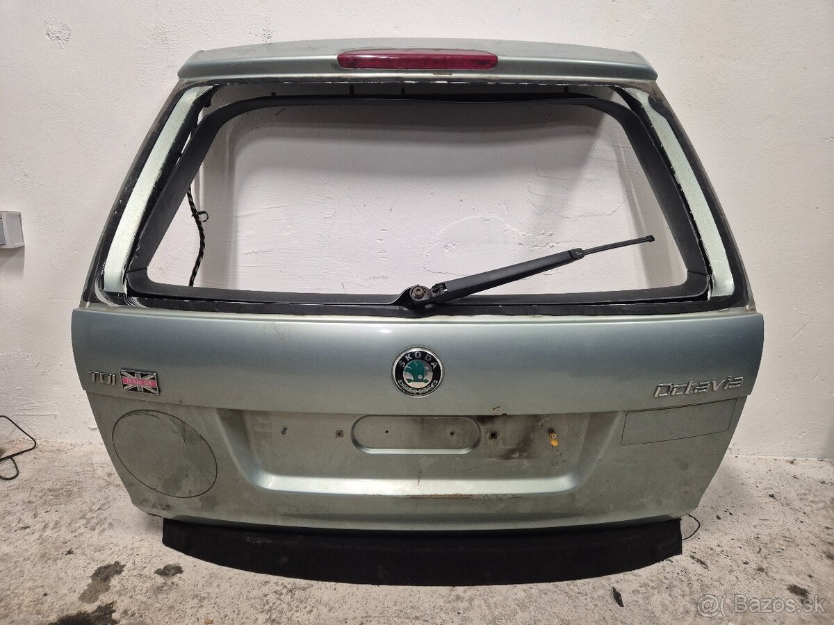 Predám zadný kufor pre Škoda Octavia II 2 combi