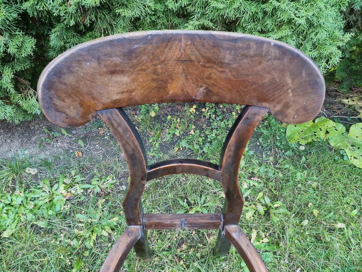 Štýlová Biedermeier stolička - vzácny model