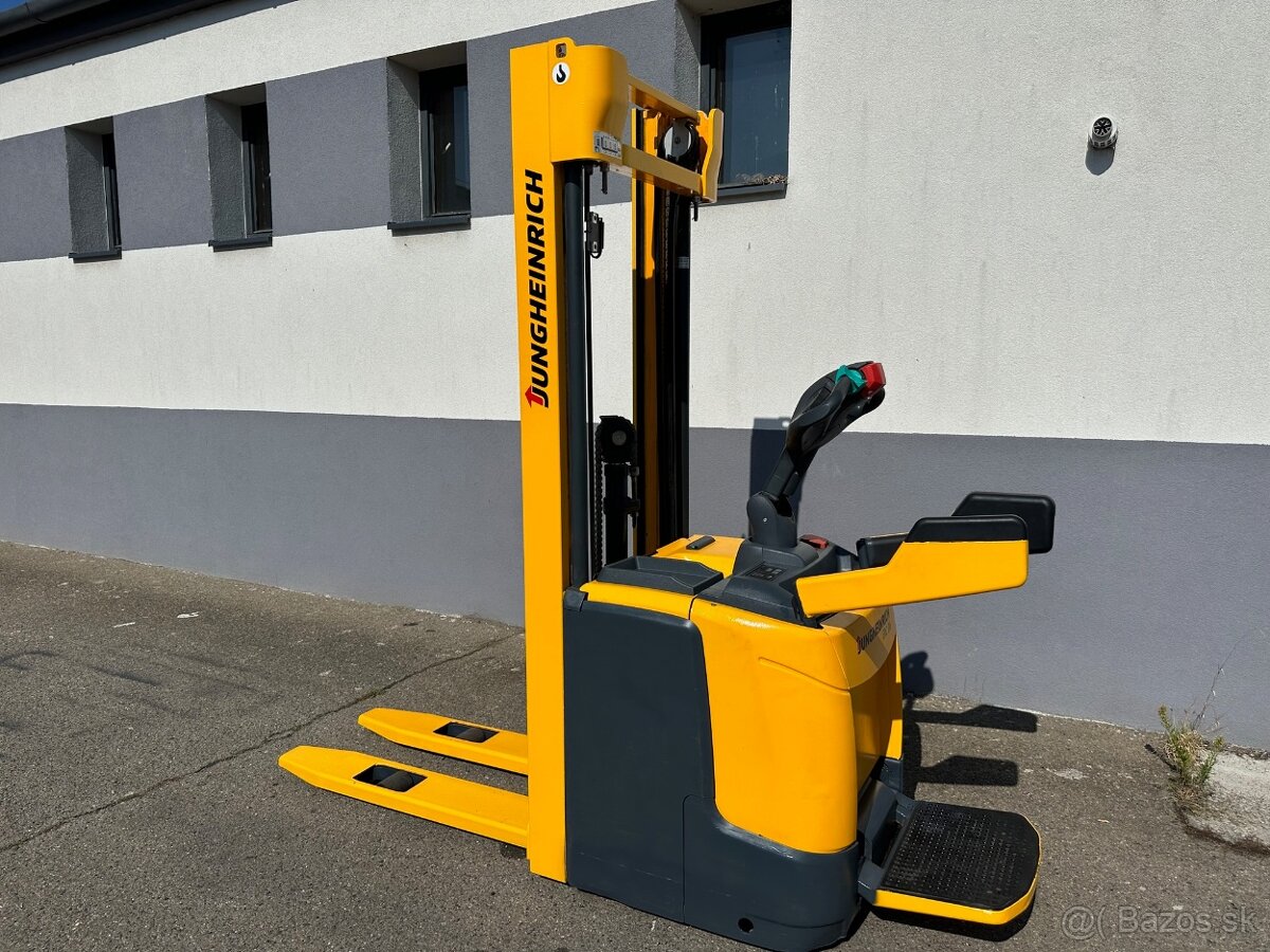 Vysokozdvižný vozík Jungheinrich AKU ERC214 TRIPL