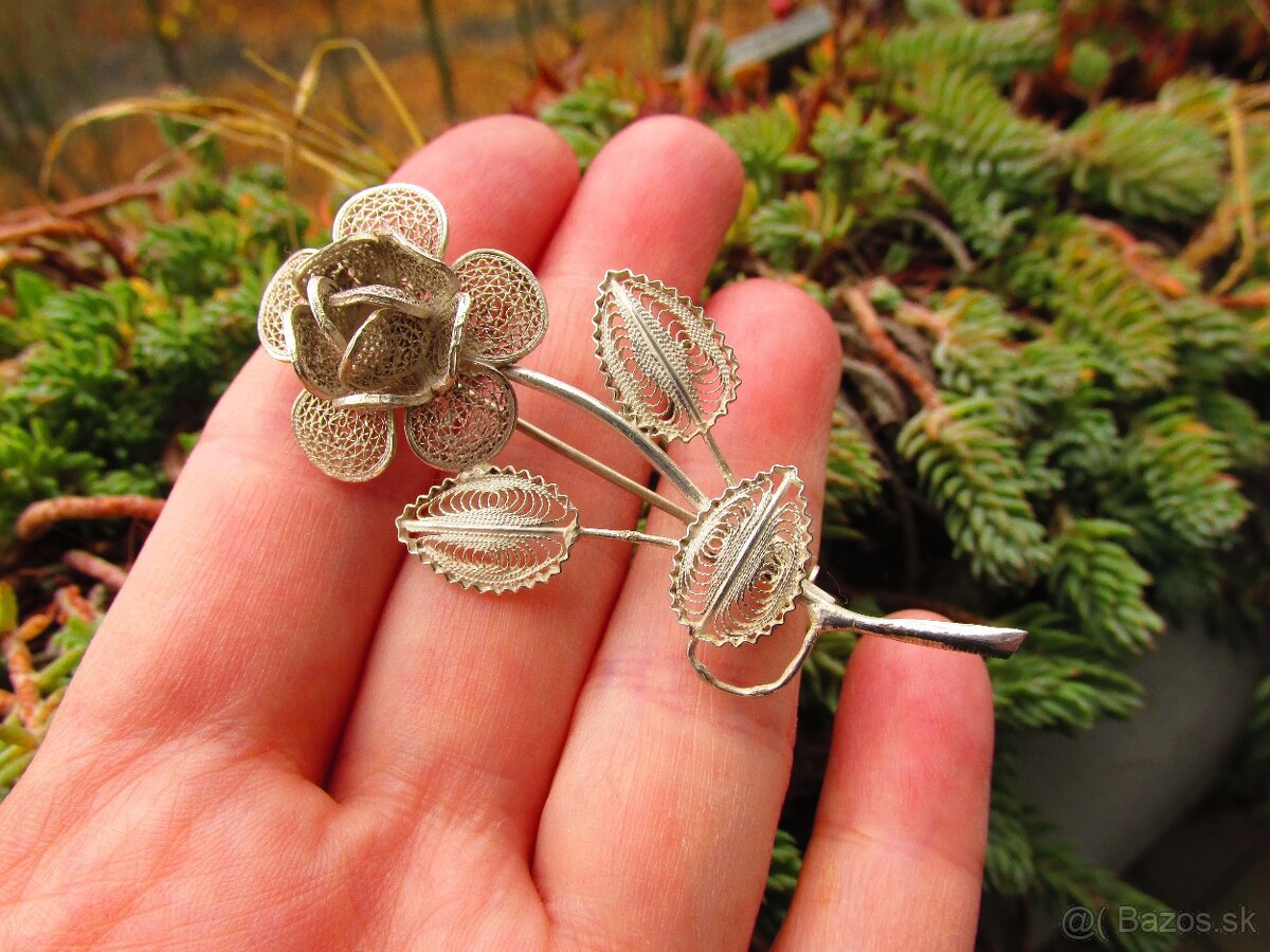 Stará dámska filigránová brošňa Ruža, Ag 800