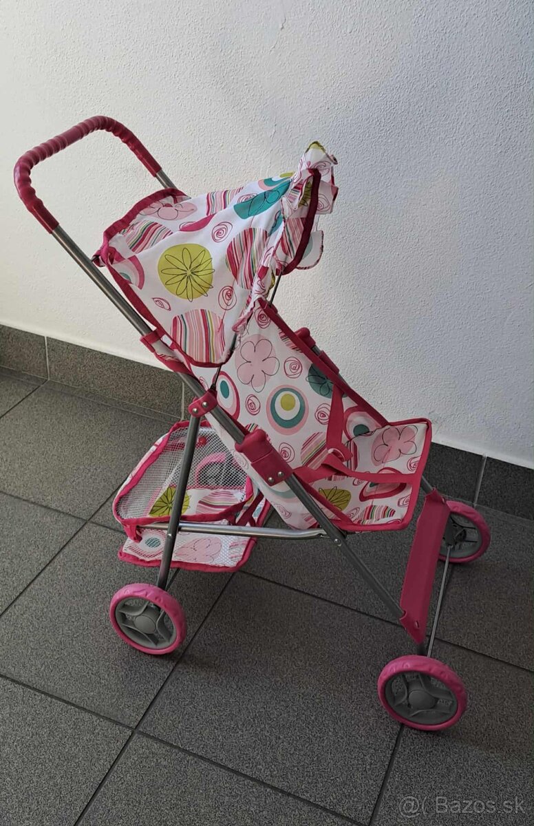 Kočík pre bábiky