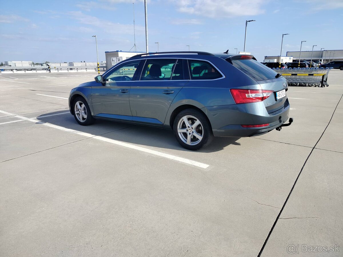 Škoda Superb