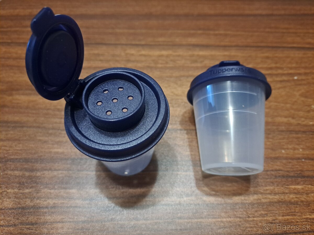 Tupperware solnicka a korenička