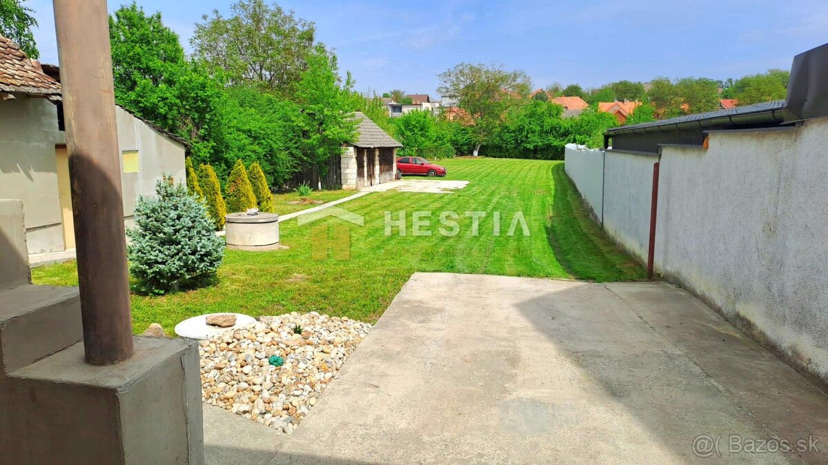 Rodinný dom Štefanov s pozemkom 1311 m²