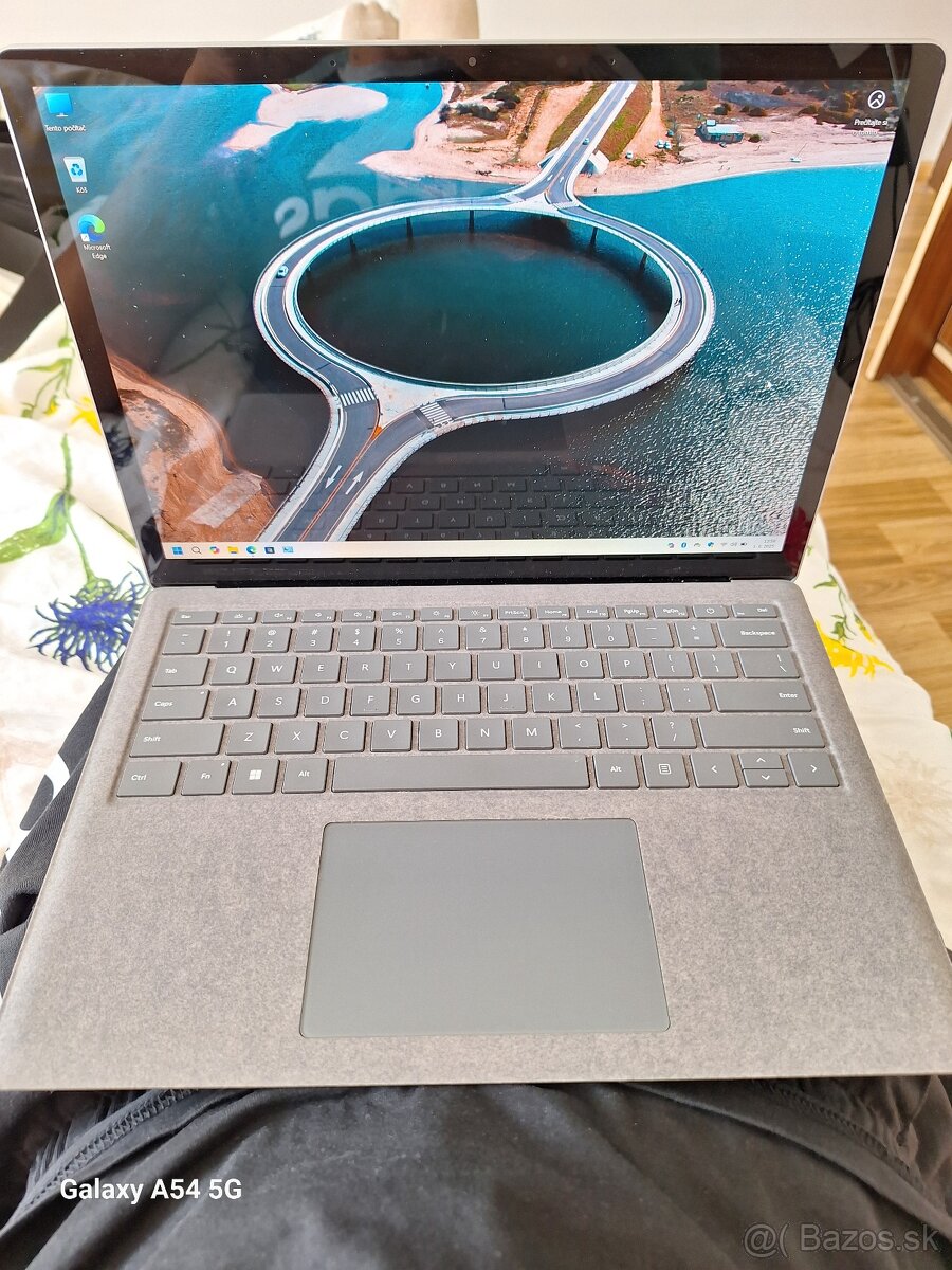 Surface Laptop 5 pár krát použitý vymenim