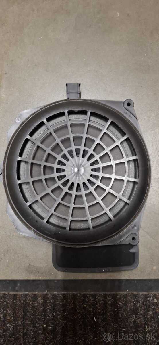 Subwoofer Audi A4 B6 , Audi A4 B7 sedan