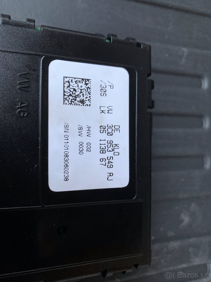 Podvolantová RJ VW Passat CC 3C0 953 549 AJ