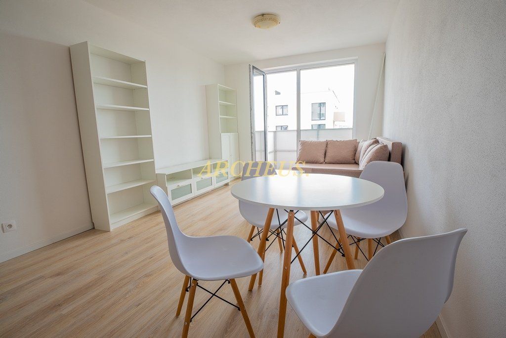 Prenájom 2 izb. novostavba,Zelené Dvory, parkovanie , balkon