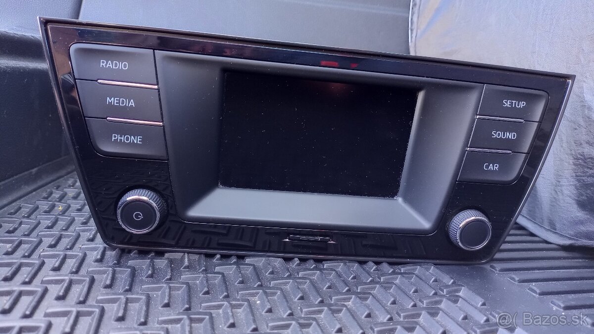 Autoradio Fabia III SWING s Bluetooth
