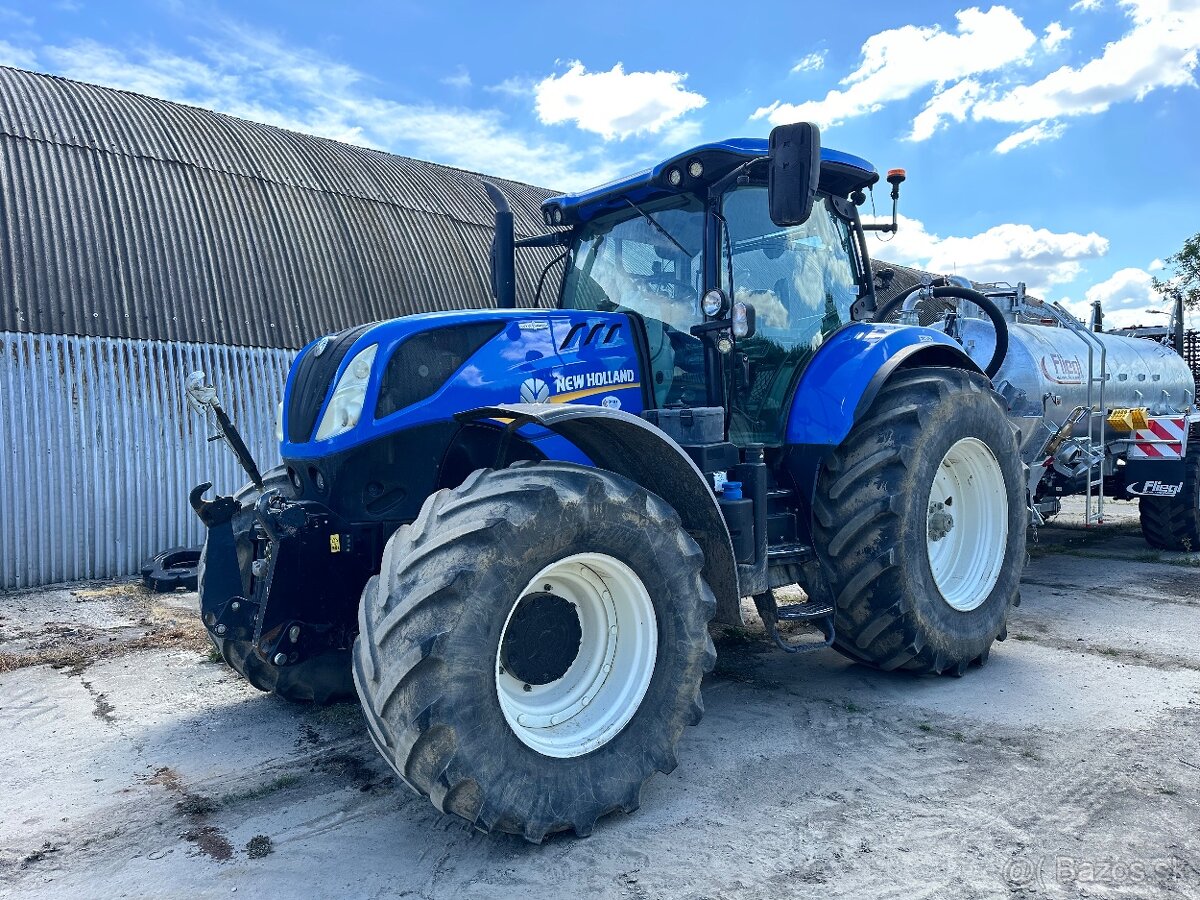 NEW HOLAND T7.260 autocommand