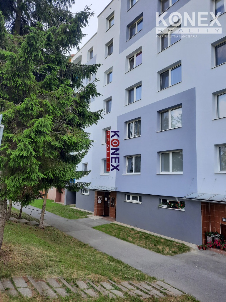 NA PREDAJ – 3-izbový byt Medzilaborce – Májová ul.