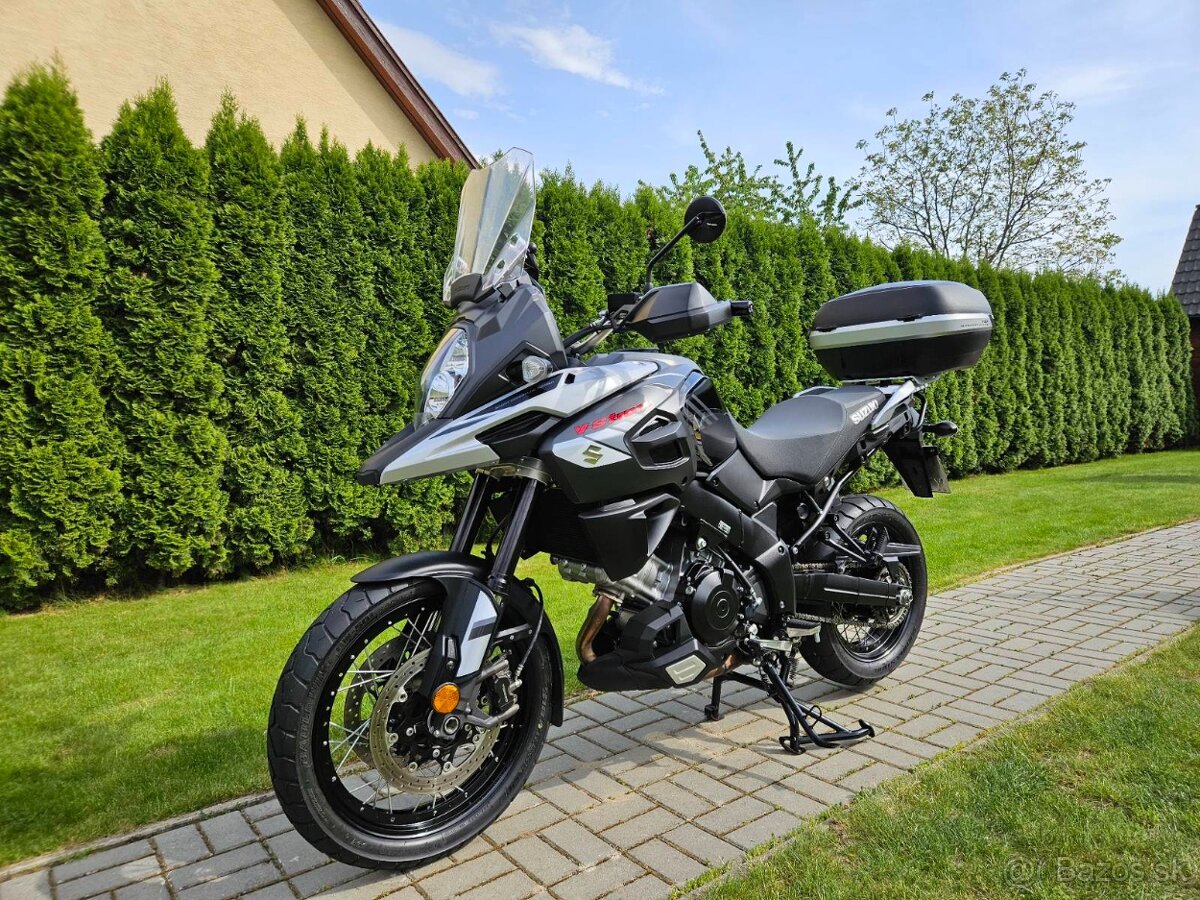 SUZUKI V STROM 1000 XT ČIERNA PERLA DL 1000 V-STROM