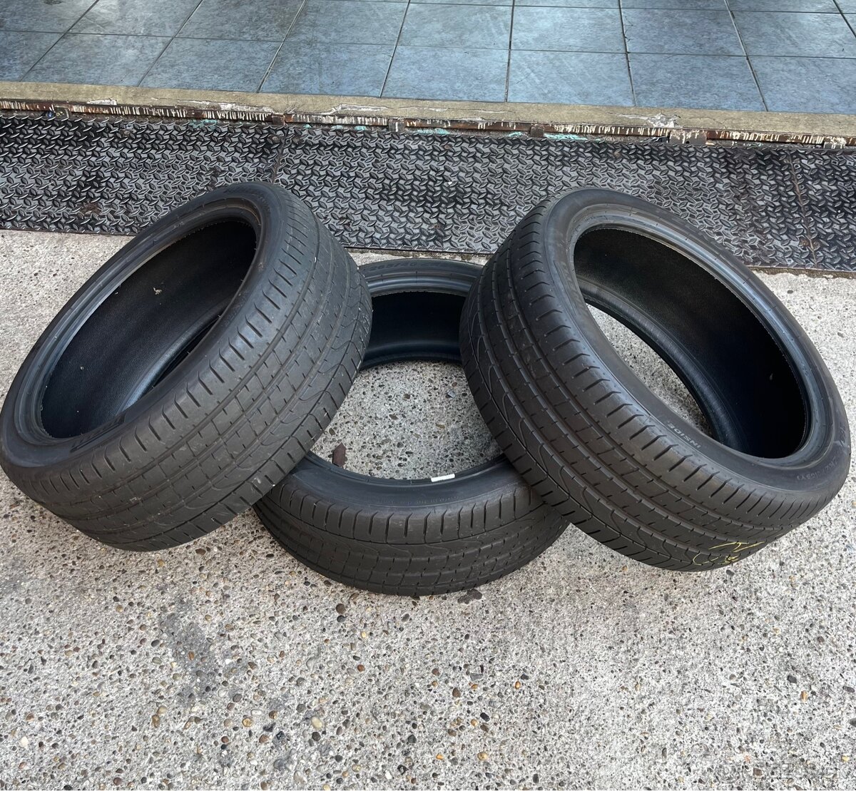 265/40 R21 Letne Pirelli Top