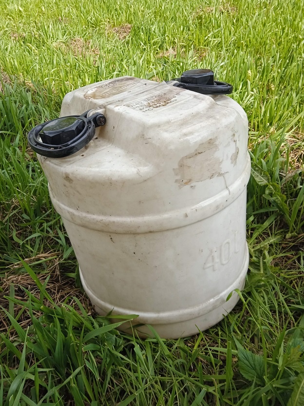 Predam plastove barely 50l,bandasky 10l,15l,20l