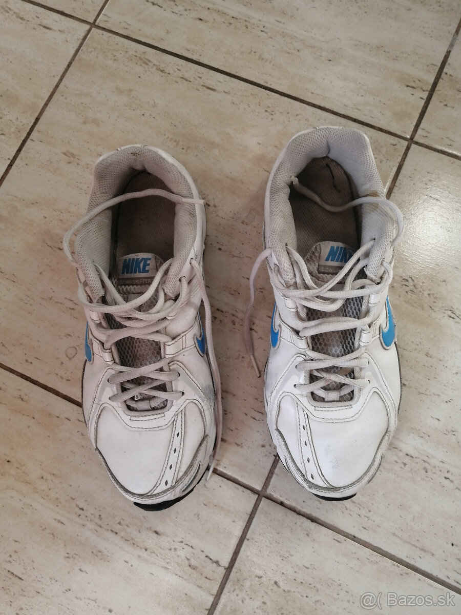 predam damske tenisky NIKE velkost 41