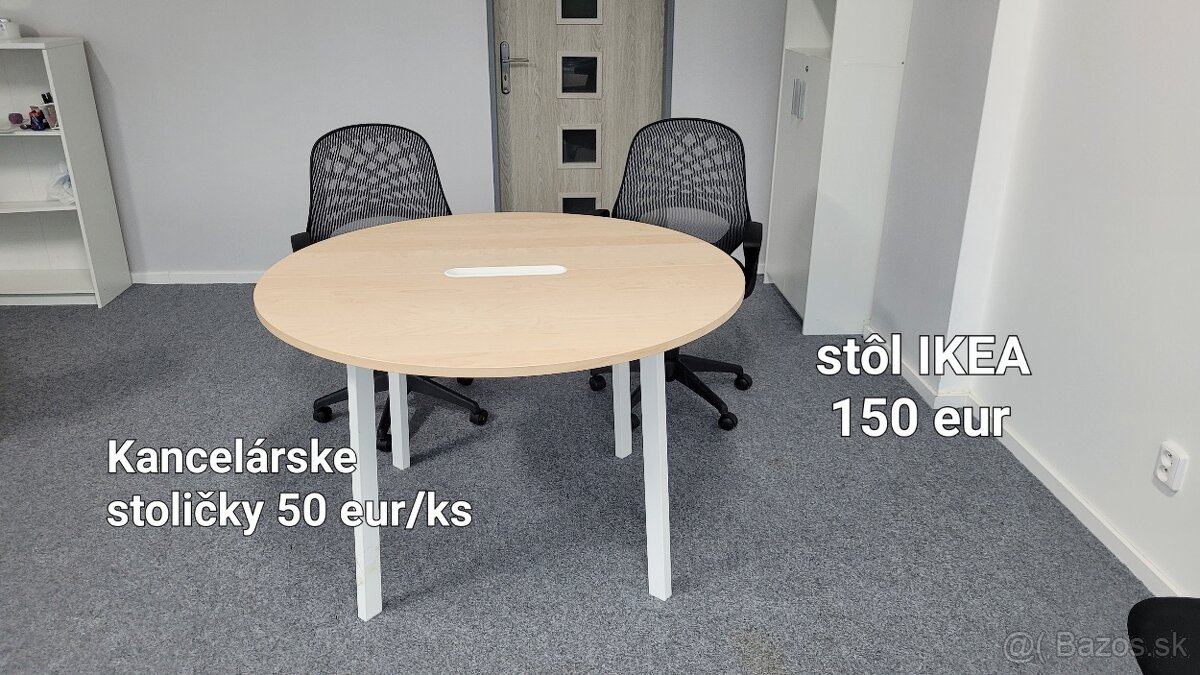 Kancelársky stôl a stoličky