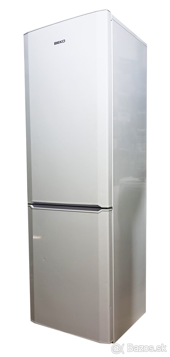Kombinovaná chladnička BEKO CS 234022