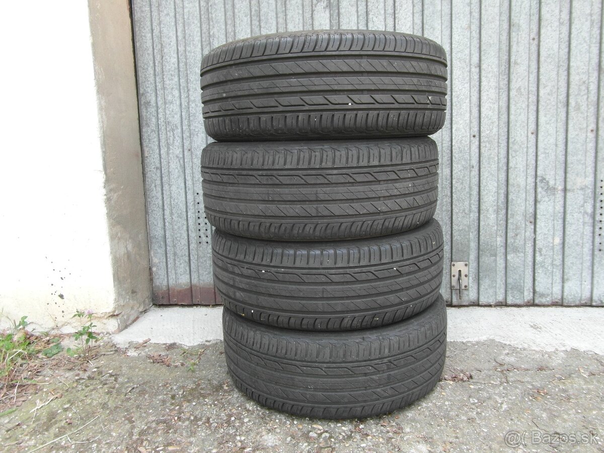 215/50 R18