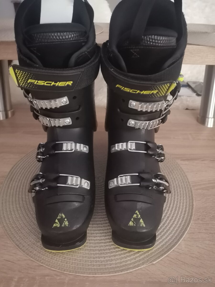 Predám chlapčenské lyžiarky Fischer RC4 60 veľkosť 25,5