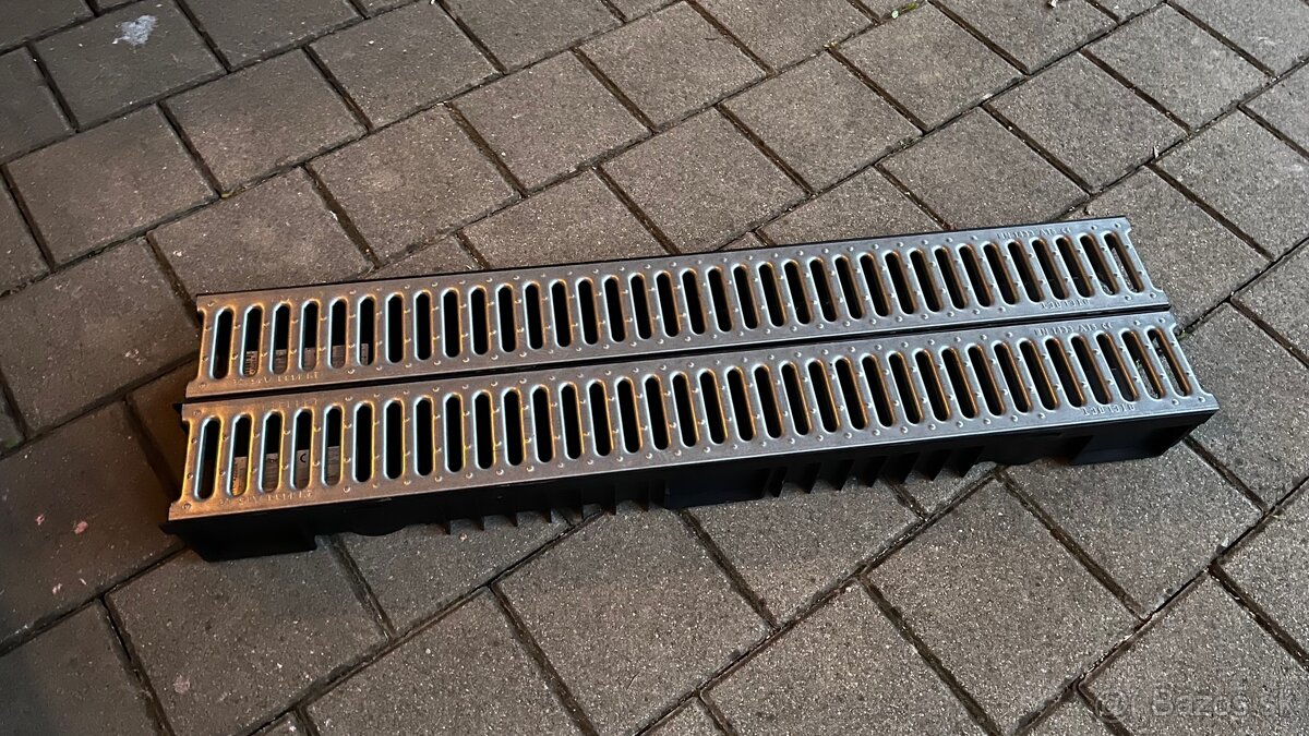 Predam 2ks odtokovy zlab KL.A15 1000X130X105 - NOVE
