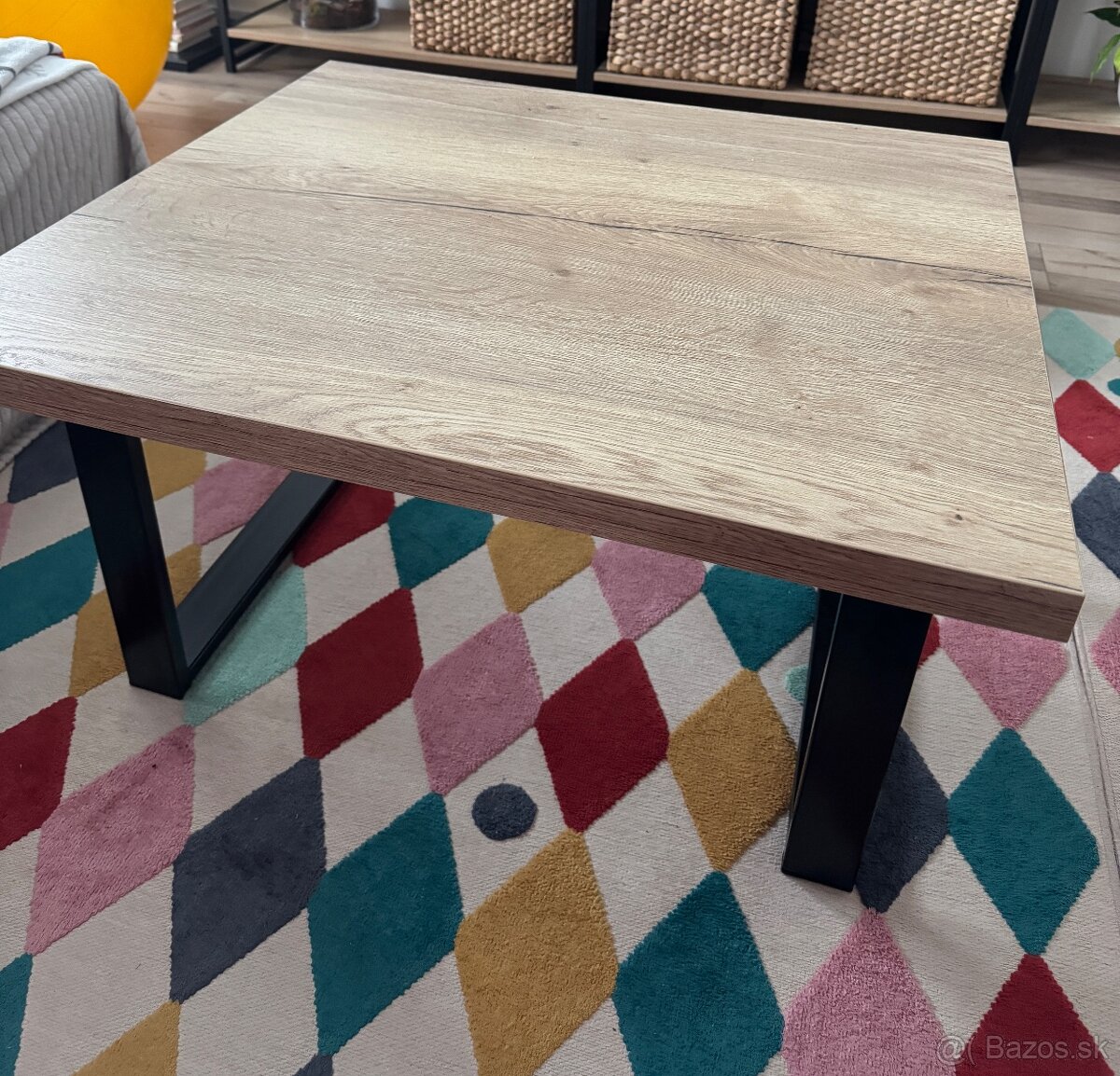 Predám konferenčný stolík