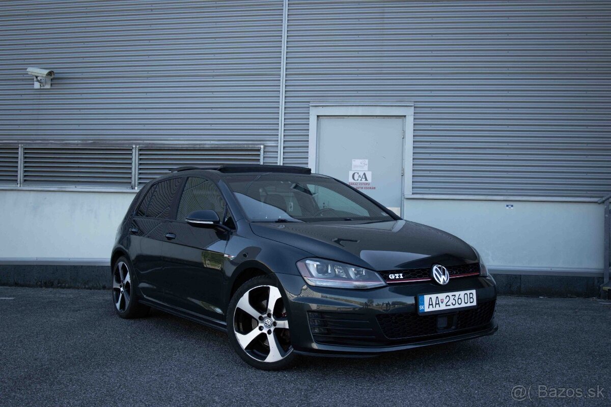 Volkswagen Golf 2.0 TSI BMT GTI Performance DSG