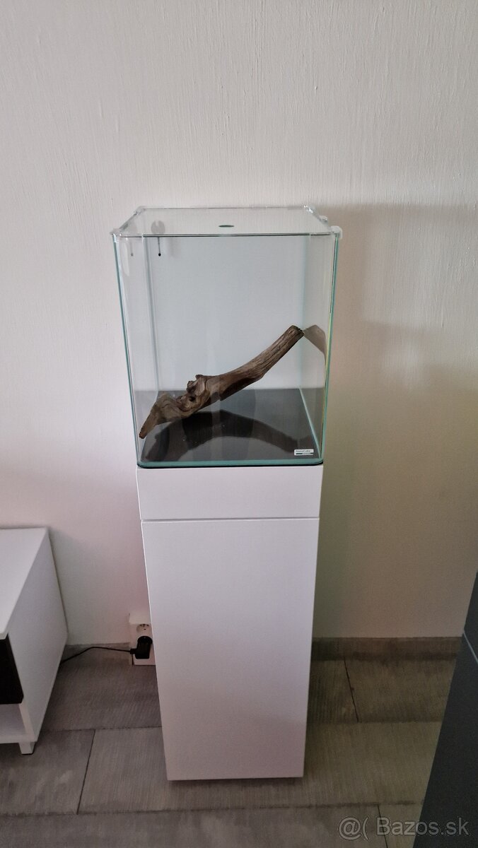 DENNERLE Nano Tank White Glass 30L so skrinkou