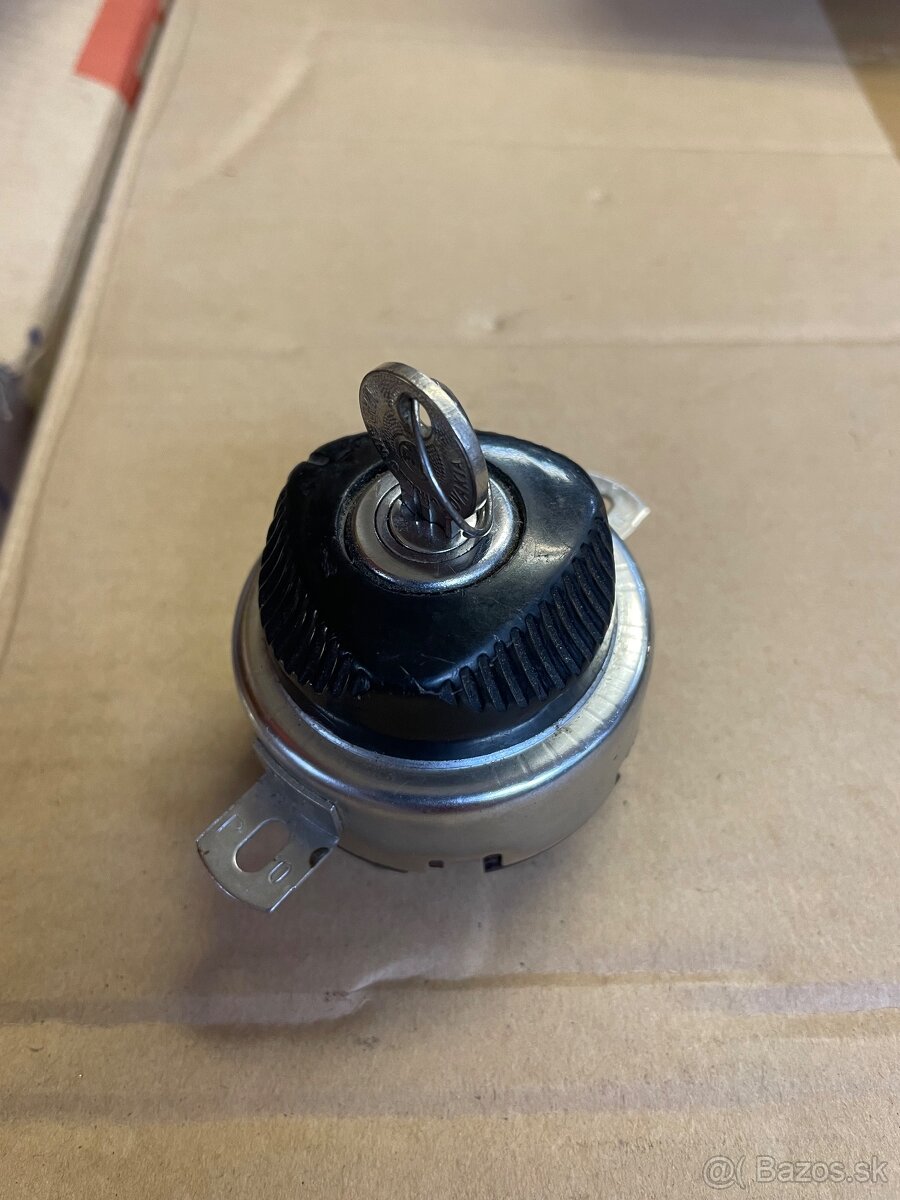 Spinacka Jawa 250 350 Panelka