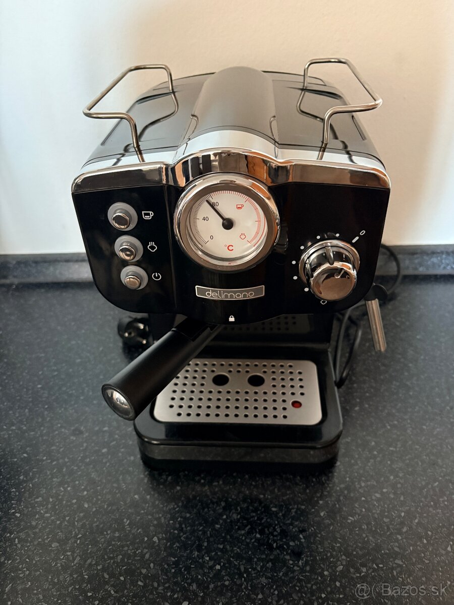 Pákový kávovar Delimano