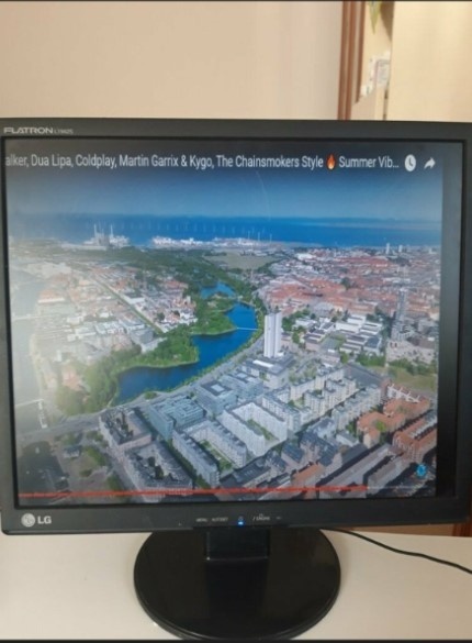 funkcny monitor 19 palcovy znaka LG bez repro
