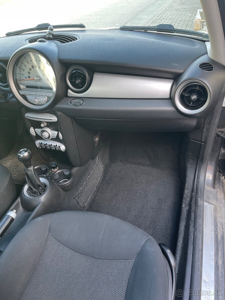 Mini Cooper 1.6 R56