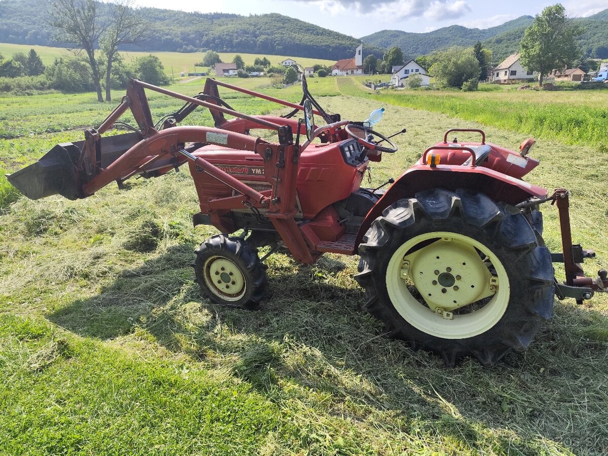 Yanmar 2310 4x4 s čelným nakladačom