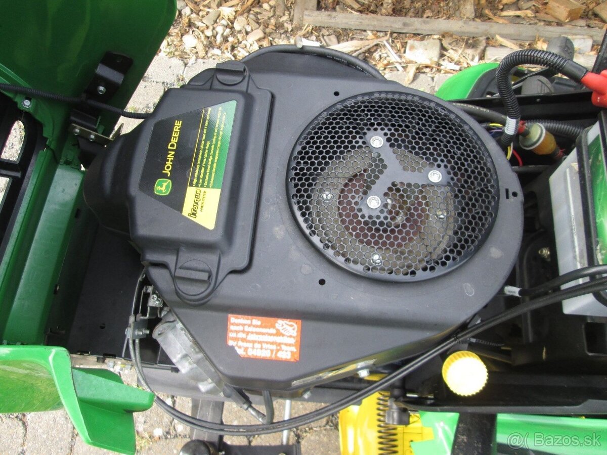 John Deere X305R Traktor na trávu Jazdecká kosačka Traktor