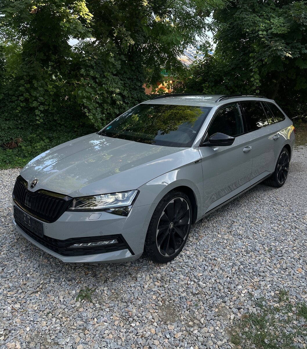 Škoda Superb Sportline 4x4 2021 Virtual/Matrix/Side