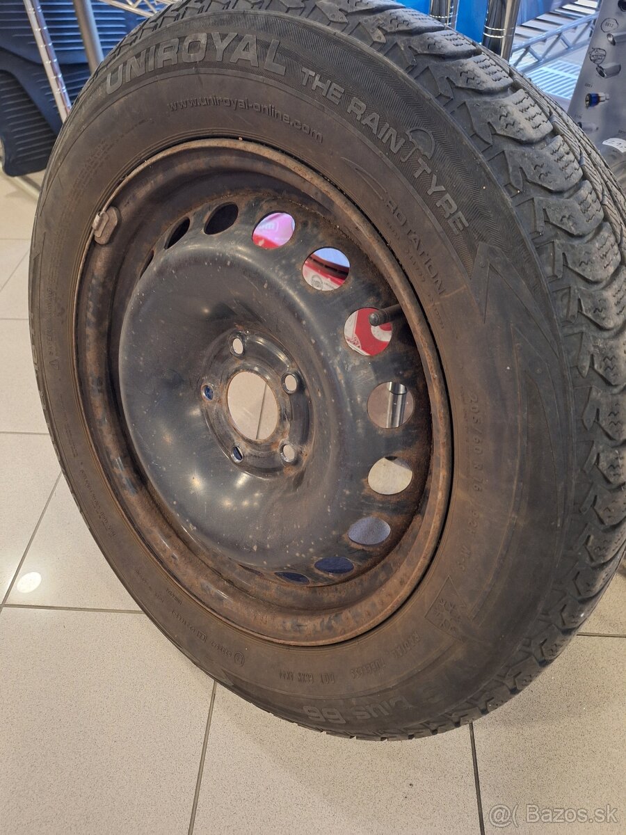 zimné Uniroyal 205/60 R16