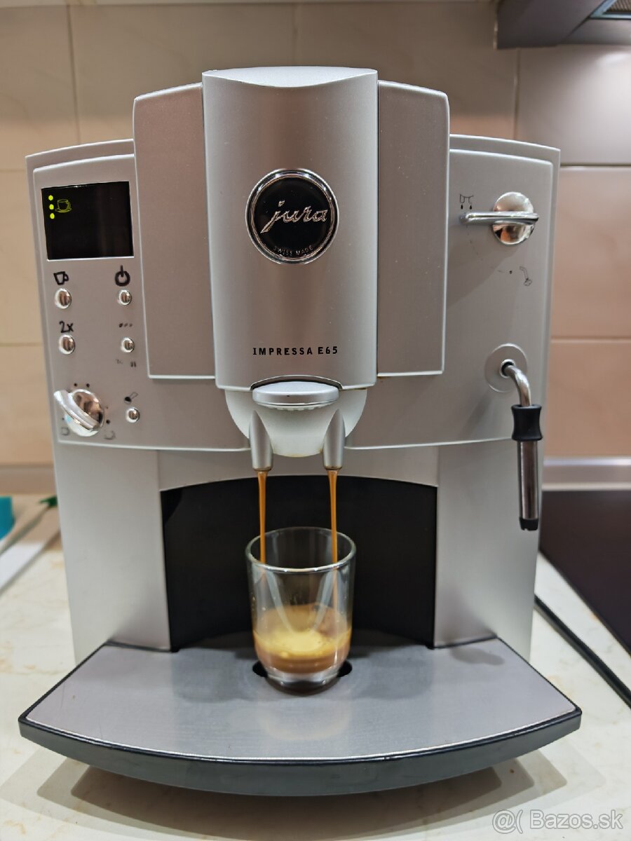 Espresso kavovar JURA Impressa E65