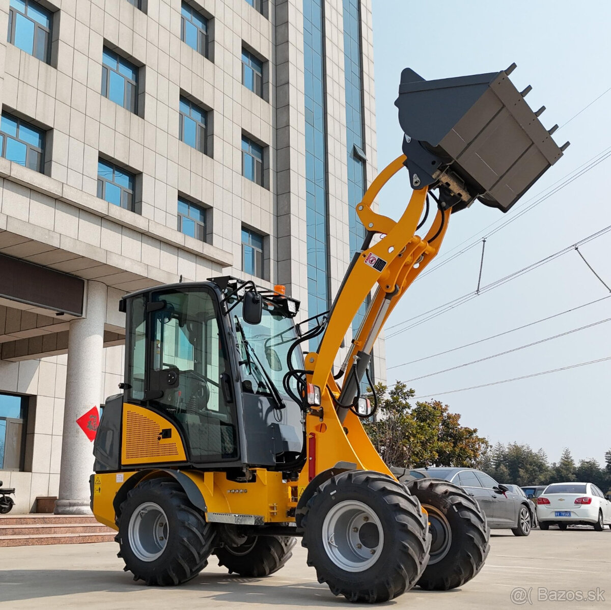 Predám Kolesový mini- nakladač 4x4 Tal. hydraulika