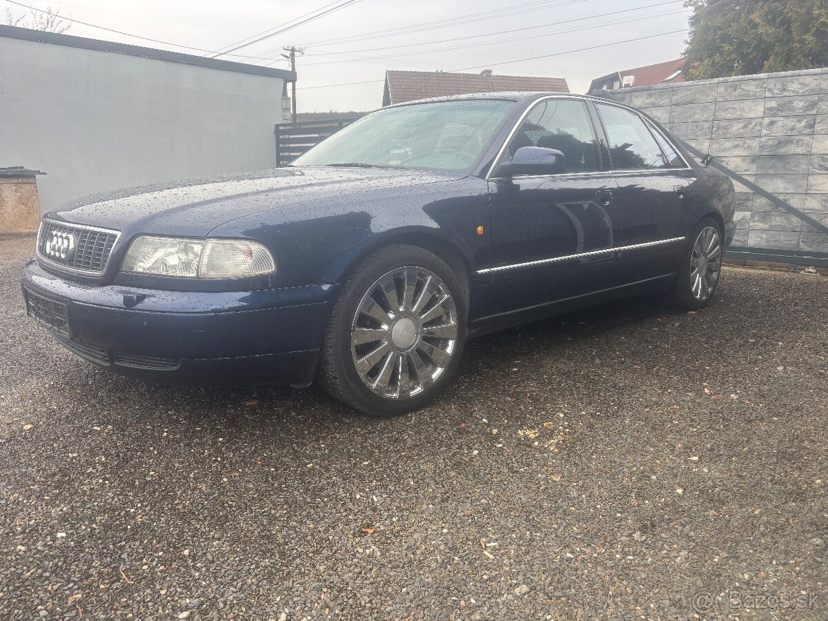 Audi S8 d2 4.2