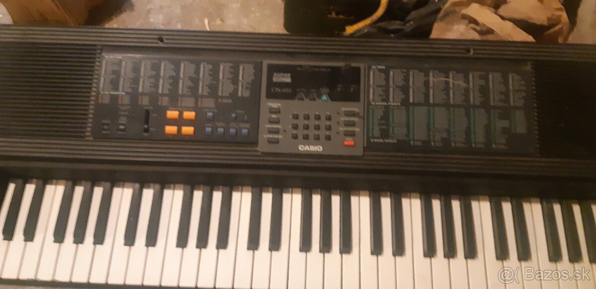 Varhany Casio