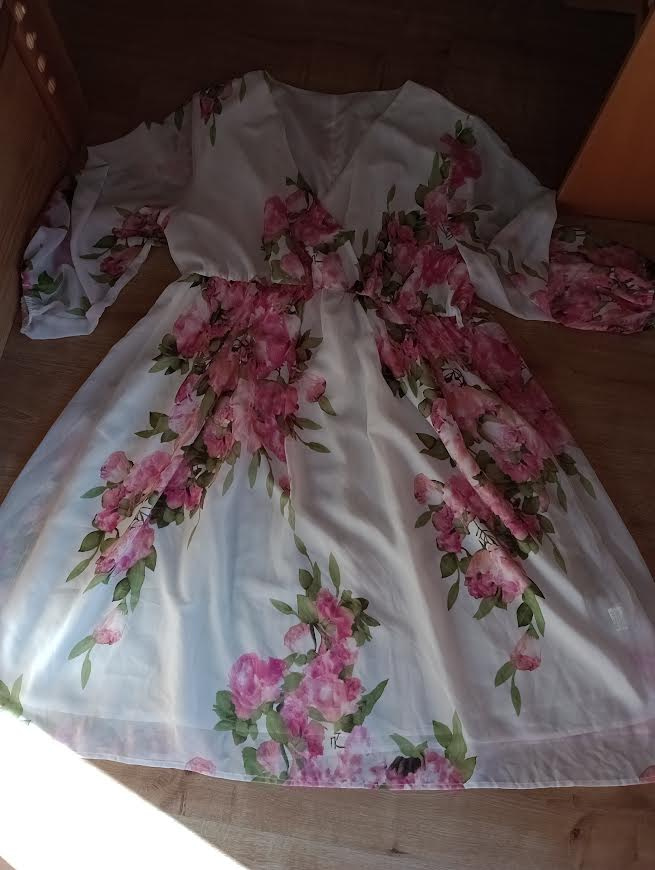 Spoločenské šaty